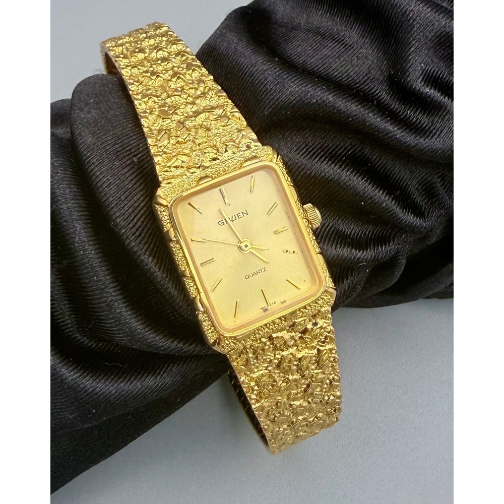 Vintage Gruen Ladies Gold Tone Nugget Texture Quartz Watch 6.75" Working